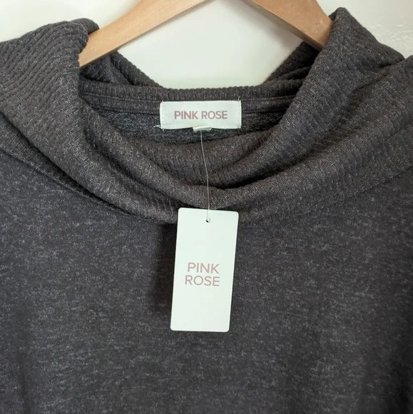🆕 Pink Rose Sweater Charcoal Gray Cowl Neck XL Thumb Holes Long Sleeves - Picture 4 of 15